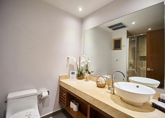 Hébergement de vacances Boho Chic Poolside Condo 7 Min To The Beach & Town