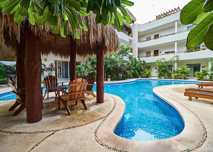 Hébergement de vacances Boho Chic Poolside Condo 7 Min To The Beach & Town *